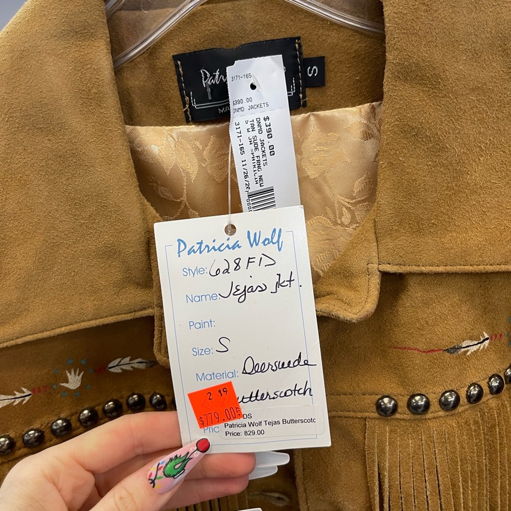 Women's Western Tan Suede Jacket with Horse Motif - Picture 3 of 11